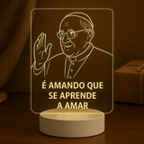 Luminária Memorável Papa Francisco em Acrílico Cristal